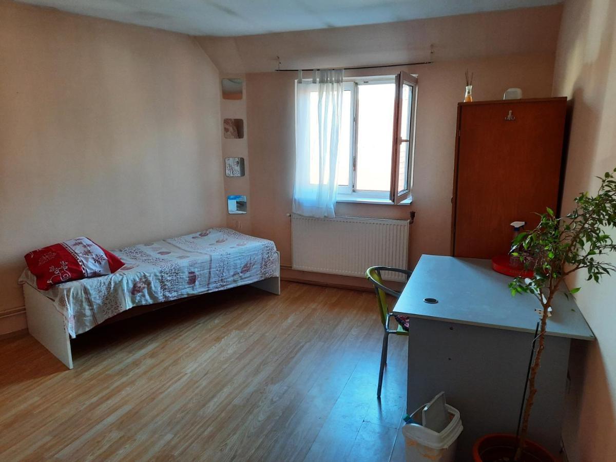 Casa Adrian Camere Centru Vechi Braşov Buitenkant foto