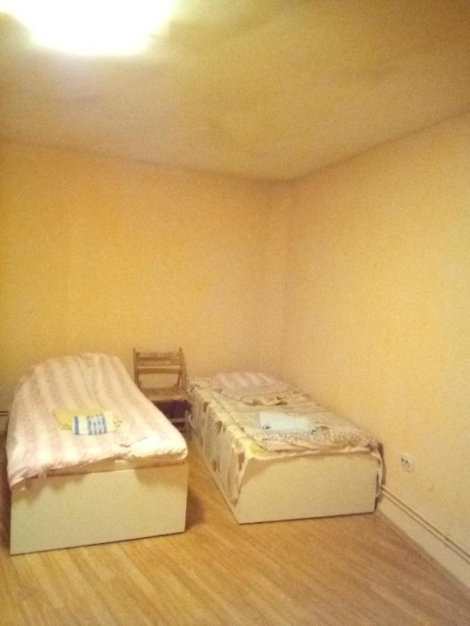 Casa Adrian Camere Centru Vechi Braşov Buitenkant foto
